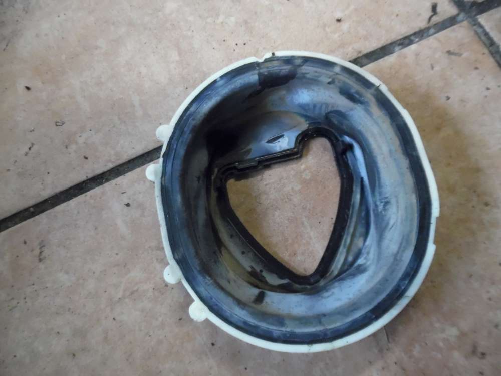 Mercedes E-Klasse W210 Untere Schaltkulisse Abdeckung A2032670197