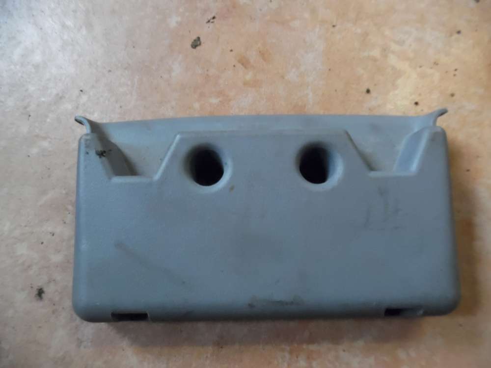 Mercedes E-Klasse W210 Abdeckung 2109750014