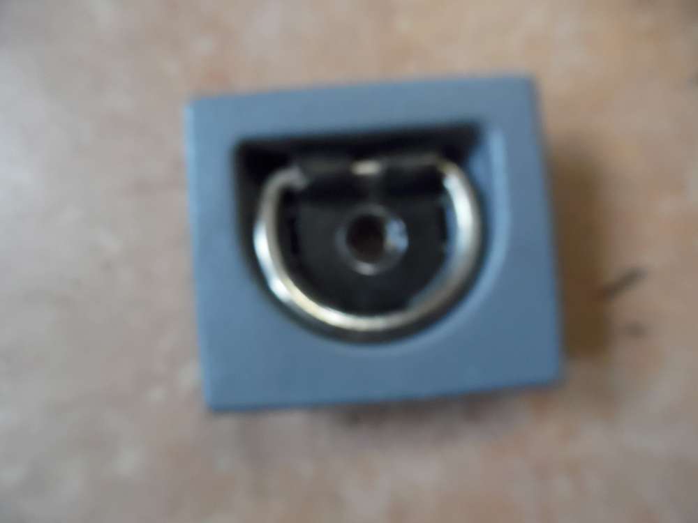 Mercedes E-Klasse W210 Umrandung Zurrpunkte Abdeckung 2108490279