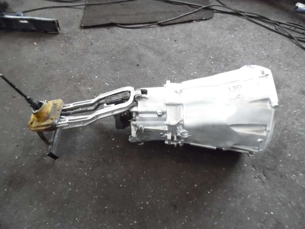 Mercedes E-Klasse W210 E200CDi Schaltgetriebe Getriebe 6-gang R2112610601