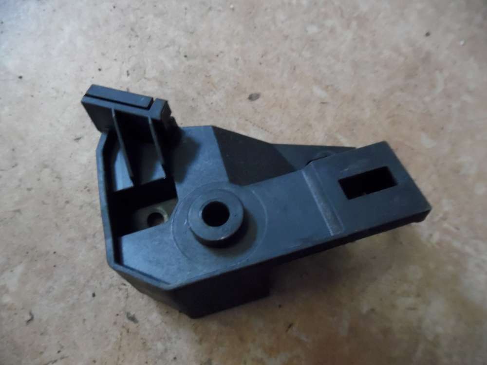 VW Golf V Halterung griff f�r Motorhaube 1K1823633B