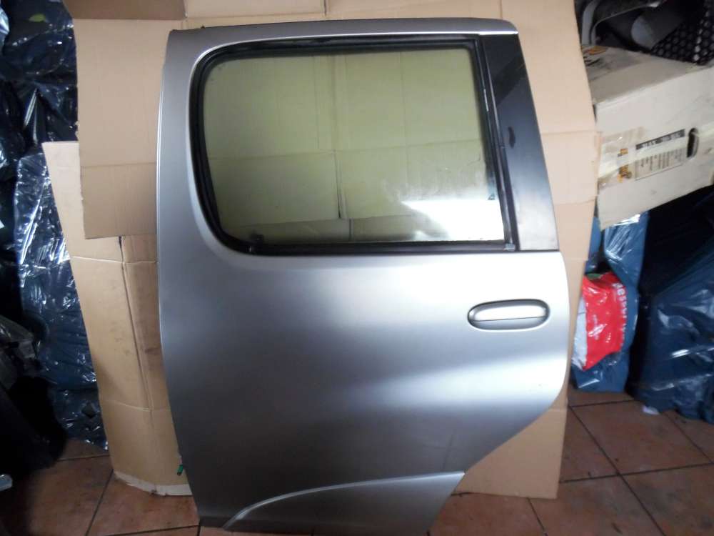 Toyota Yaris Verso P2 Tr Hinten Links silbergrau metallic 1D2
