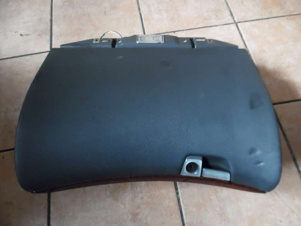 Volvo V70 II Handschuhfach 09184925 