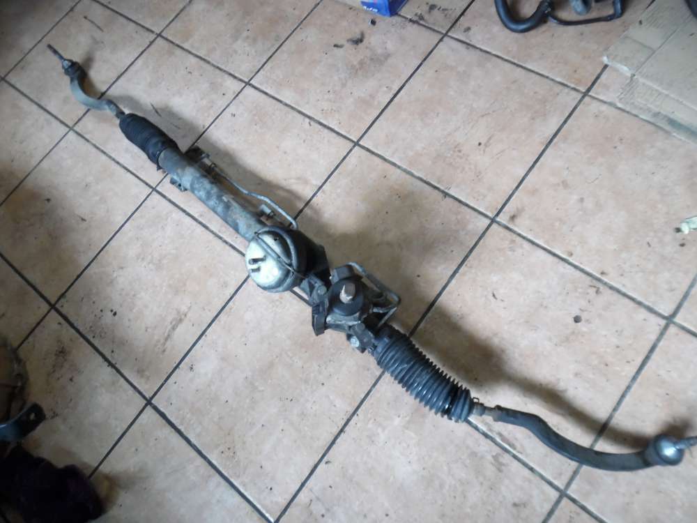Volvo V70 II 2,4i Lenkgetriebe Servolenkung P8638614