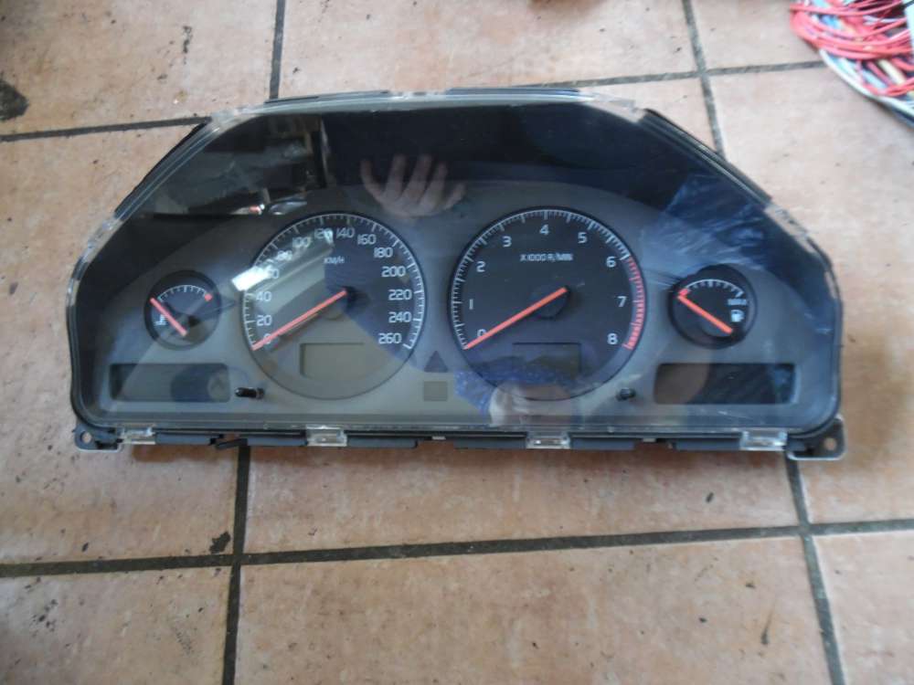 Volvo V70 II Kombiinstrument Tacho 9499668