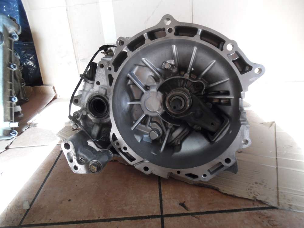 Mazda 6 GG 2,3L Schaltgetriebe Getriebe 5-gang GC030
