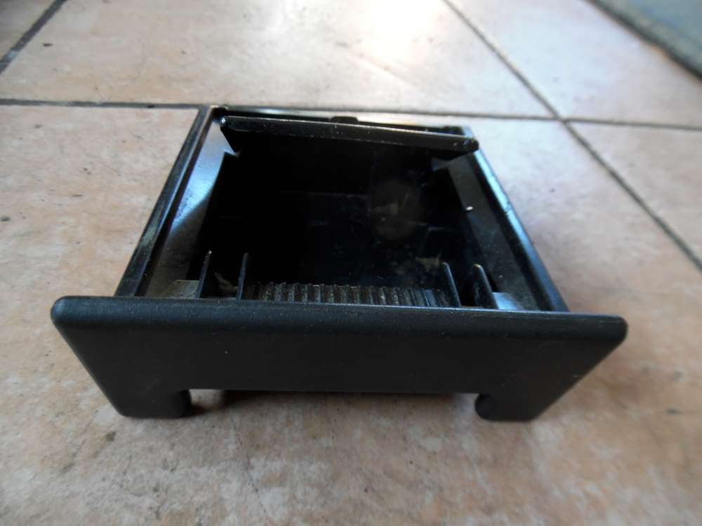 Kia Sportage I Aschenbecher K03G64610 