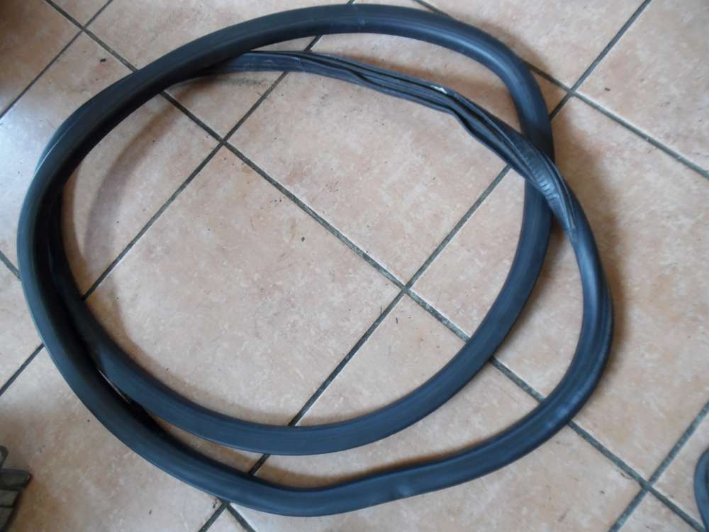 VW Caddy III 2K Trdichtung Dichtung Hinten Rechts