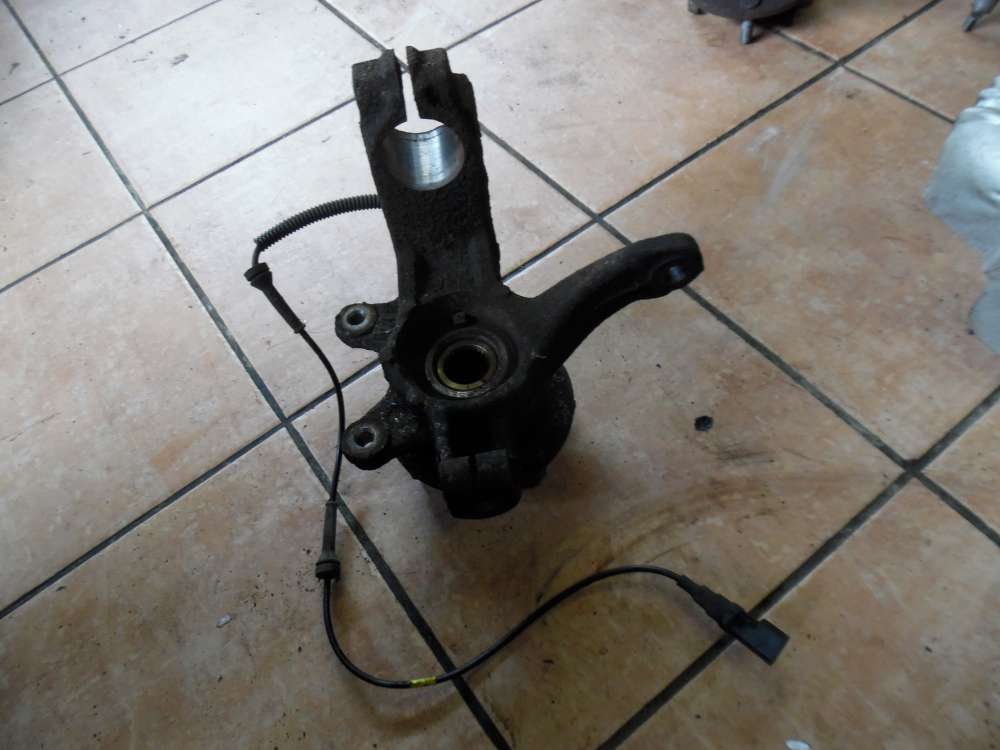 Mazda 2 DY Achsschenkel Radnabe Vorne Rechts