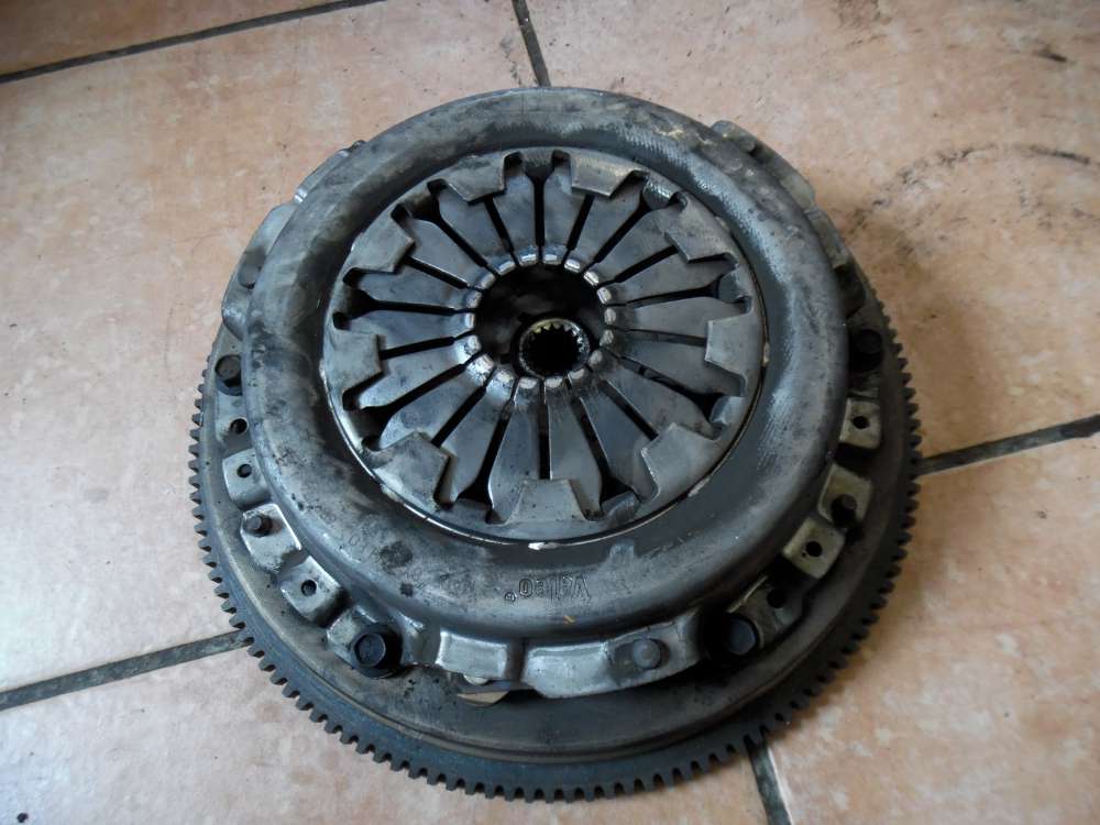 Mazda 2 DY 1,3L Zweimassenschwungrad Kupplungssatz 96MM6375AH 