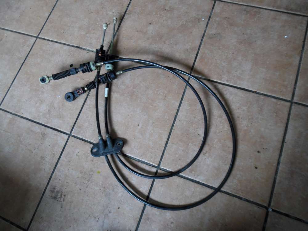 Mazda 2 DY Seilzug Schaltung Schaltgetriebe Schaltzge 2S6R-7E395AD