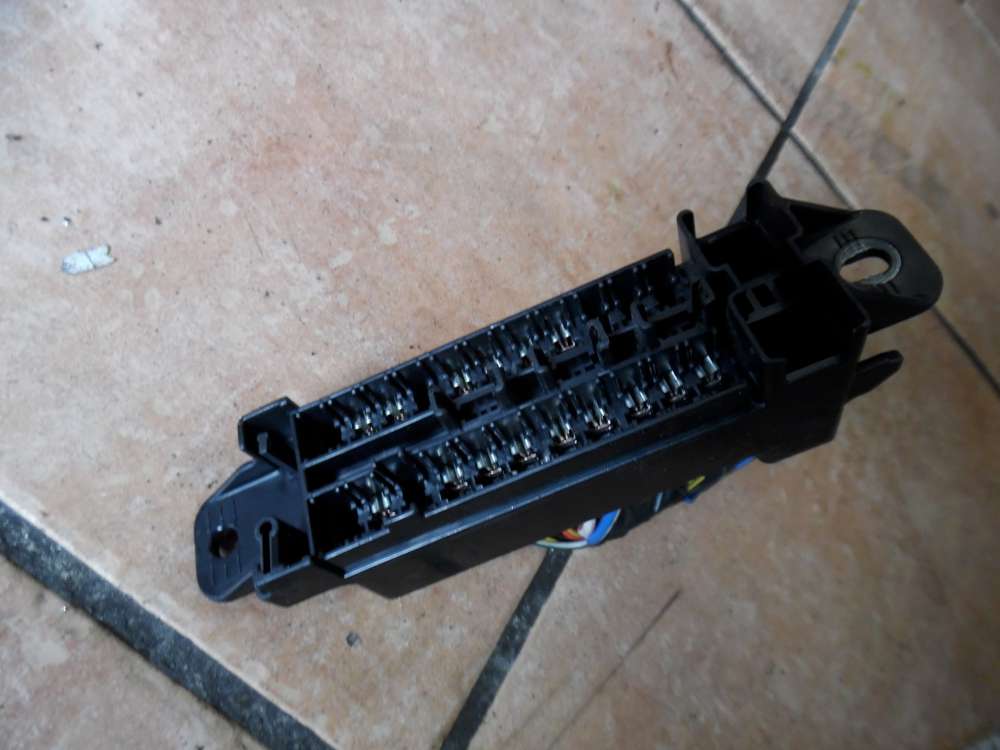 Mazda 2 DY Trger Sicherungskasten 