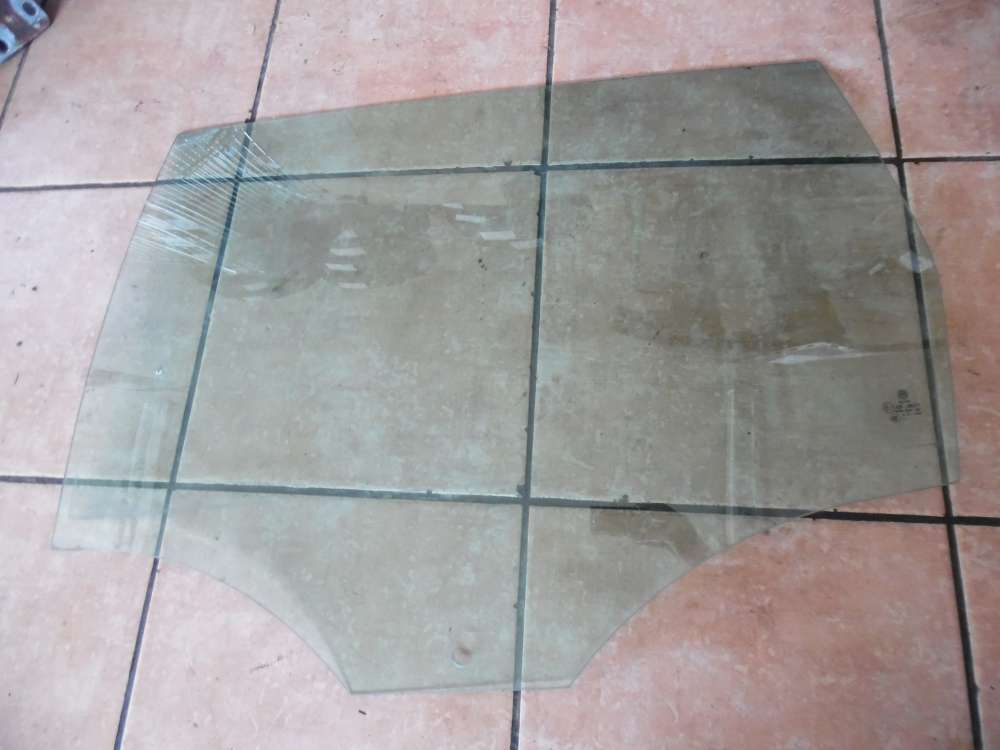  VW Passat 3C Trscheibe Scheibe Hinten Links 