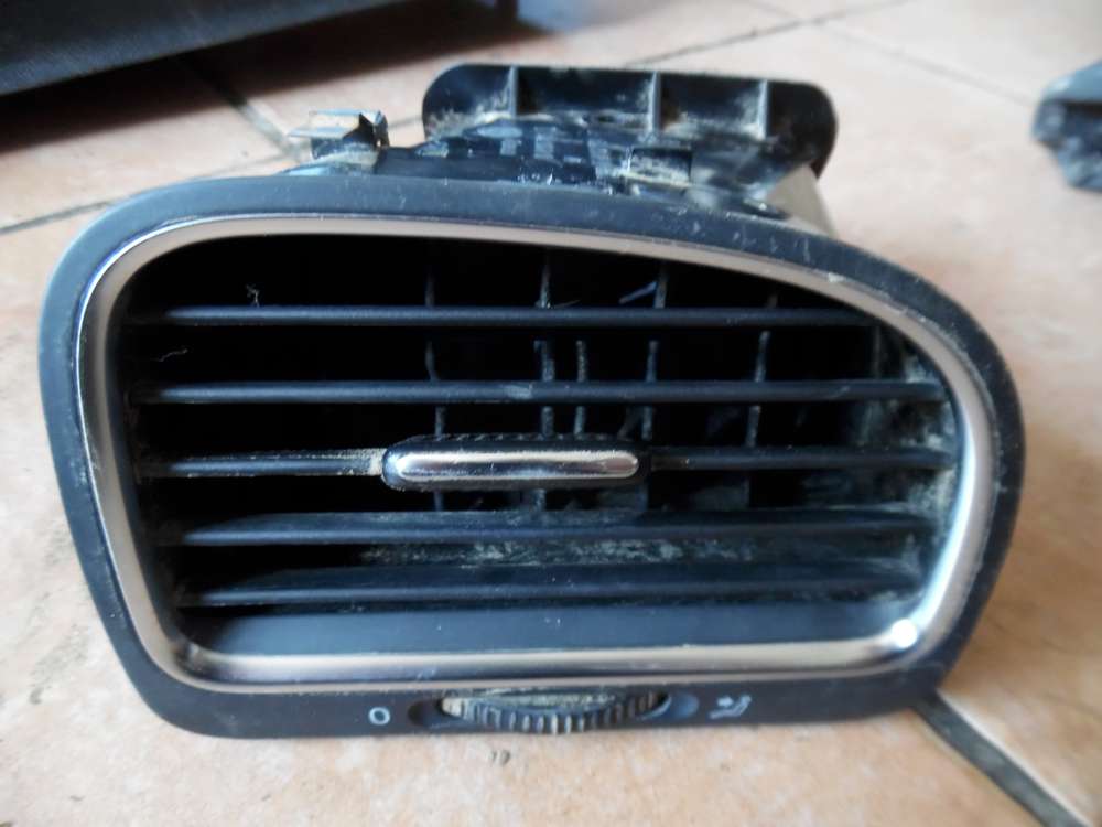 VW Golf VI Luftdse Lftungsdse Rechts 5K0819704K 