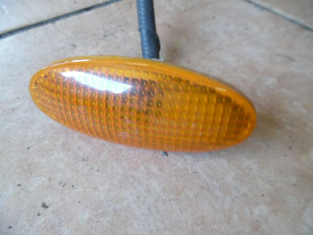 Nissan Micra K11 Seitenblinker Kotflgel Links 23676210