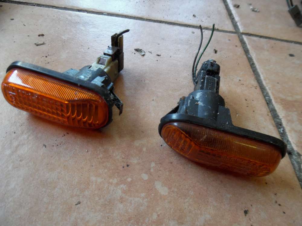 Honda Civic IV Seitenblinker Kotflgel 6R01388