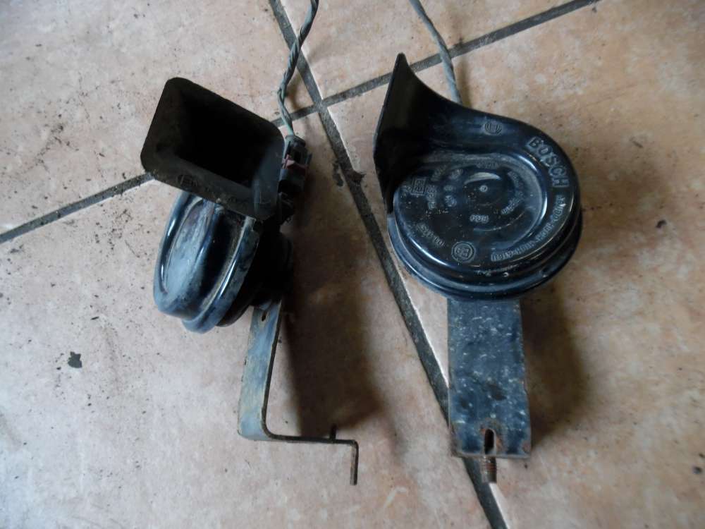 Chrysler Voyager III Hupe Signalhorn Bosch 