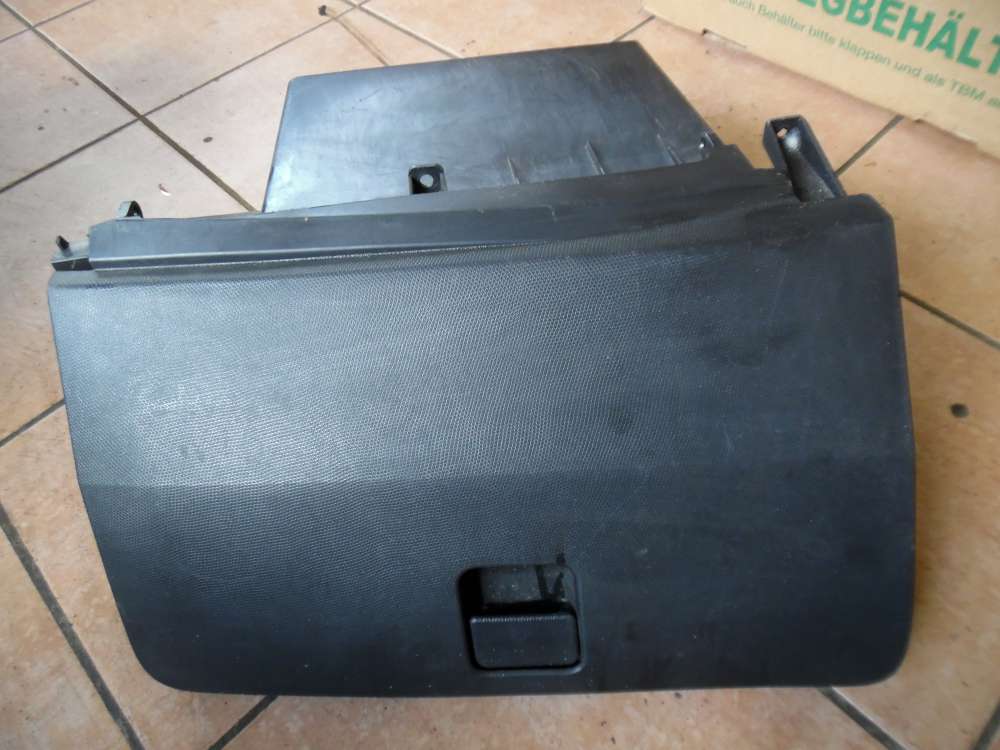 Nissan Micra K13 Handschuhfach Ablagefach 68520-K10861