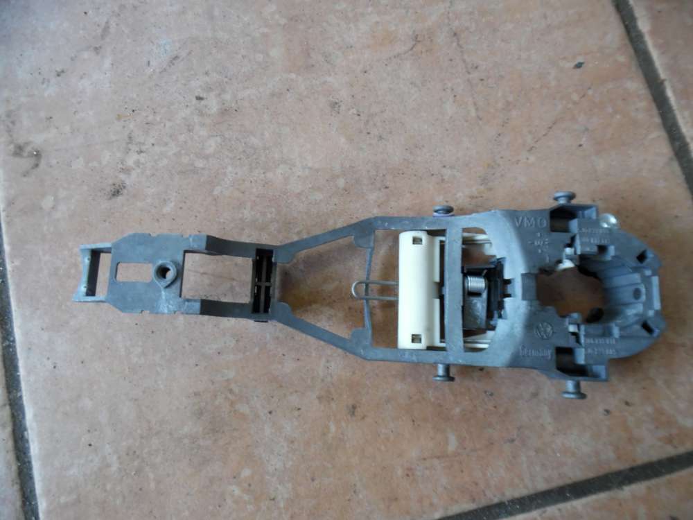 VW Golf V 1K Halter Trgriff Vorne Links 1K0837886