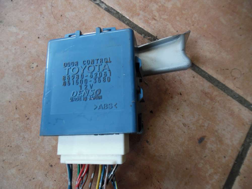 Toyota Yaris Verso Steuergert TR 85980-52051 