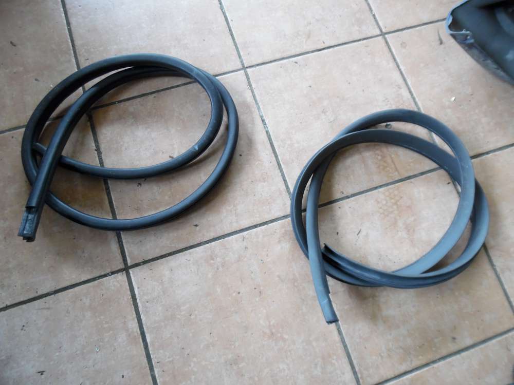 Toyota Yaris Verso Trdichtung Dichtung Vorne Rechts und Links