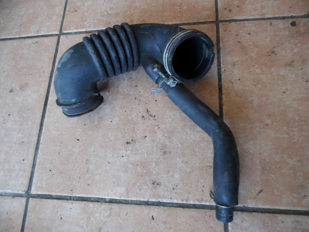 Toyota Yaris Verso 1.5 Ansaugschlauch Ansaugrohr 17881-21010 