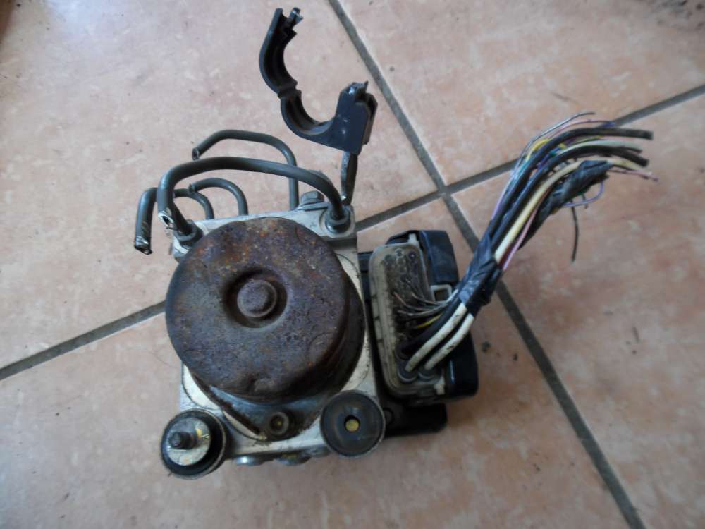 Toyota Yaris Verso ABS Block Steuergert Hydraulickblock 89541-52110
