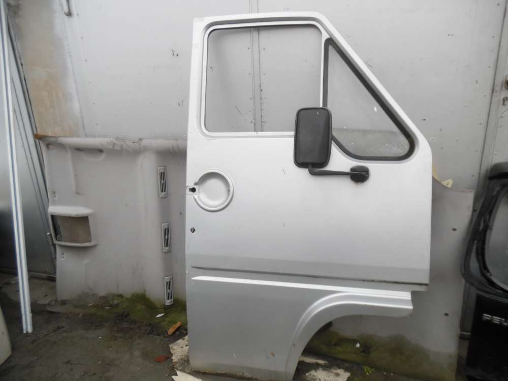 Renault Master b-120.35 Tr Vorne Rechts grau