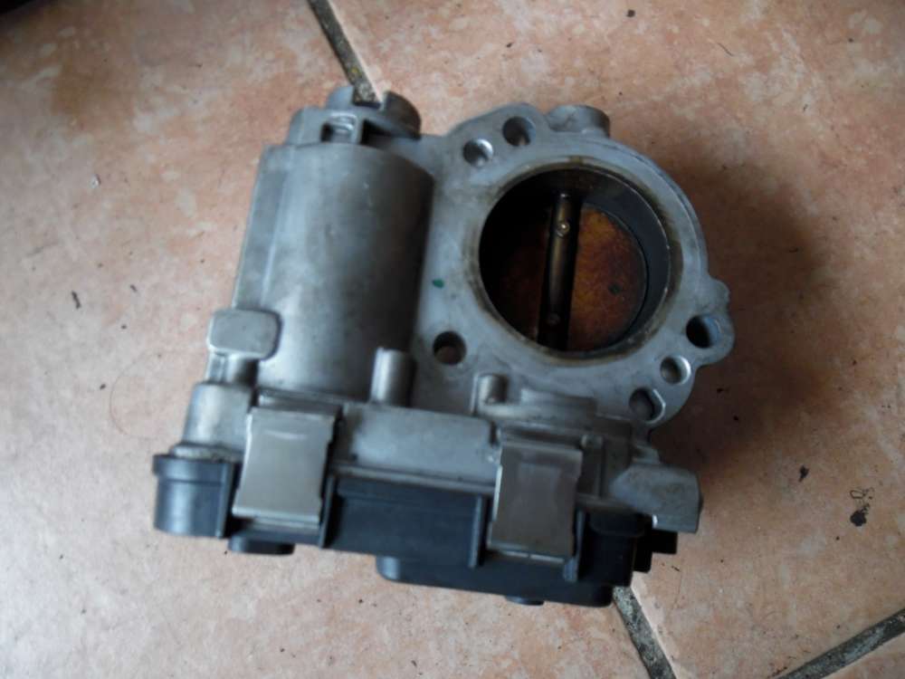 VW Seat Skoda 1,0 Drosselklappe 04C133062D