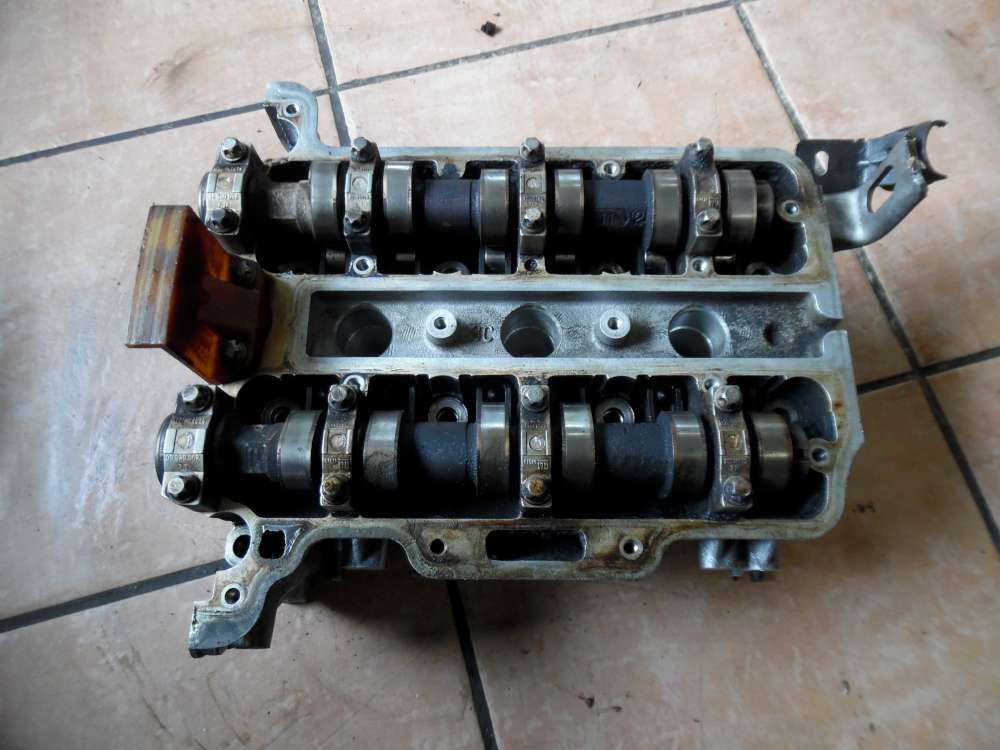 Opel Agila A 1,0L Zylinderkopf Motor 90400233