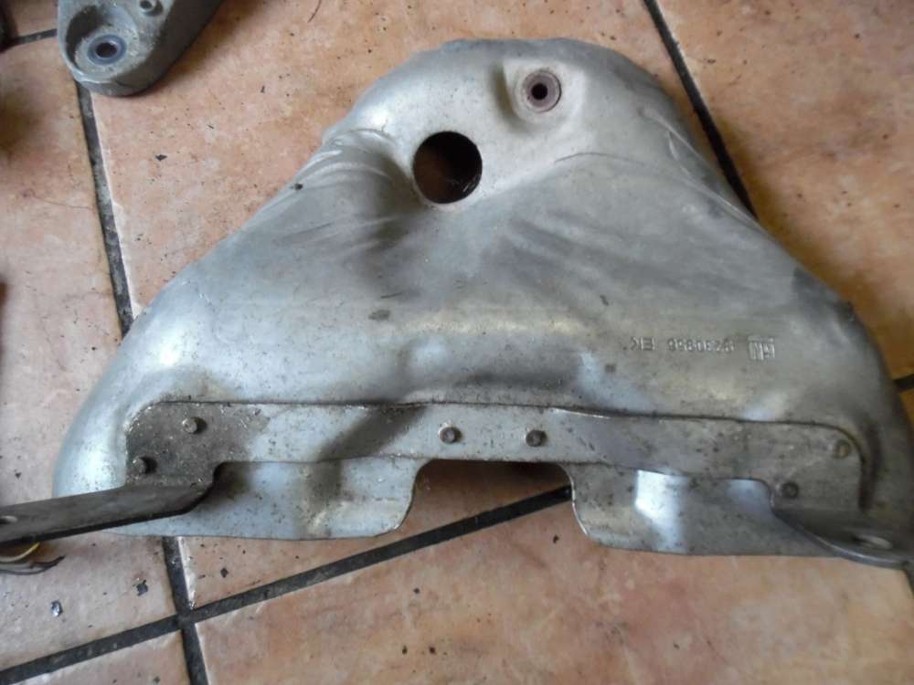 Opel Vectra C Signum 2.2 Hitzeschutzblech Wrmeschutz 9230956