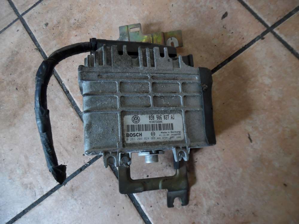 VW Polo 6N Motorsteuergert 030906027AJ 