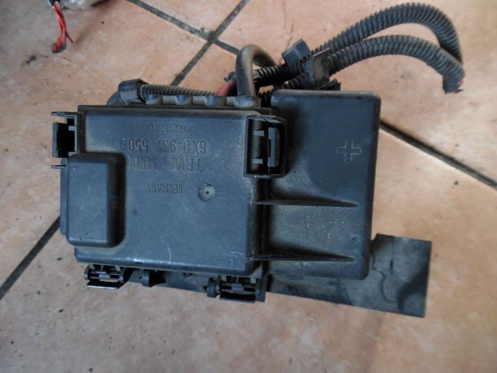 VW Polo 6N Sicherungskasten Batterie 6X0937550