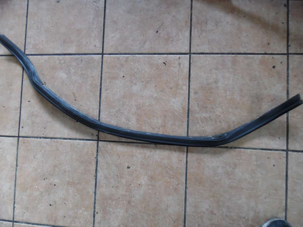 VW Polo 6N Motorhaubendichtung 