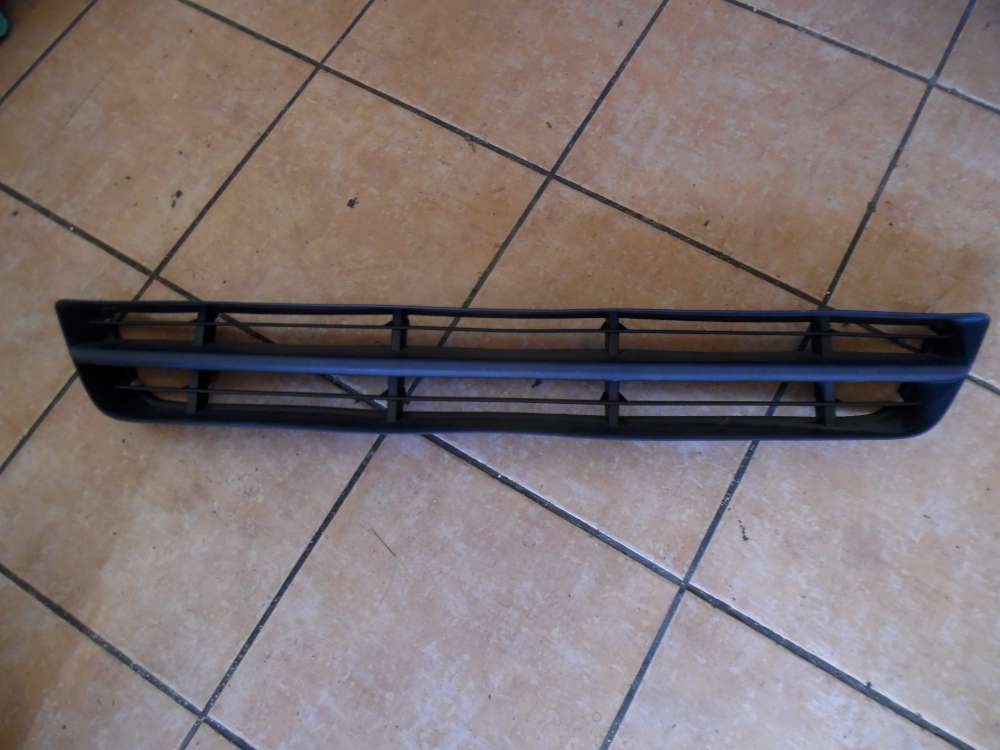 Ford Focus I 3-Trer Grill Gitter Stofnger Vorne 2M51A018A58