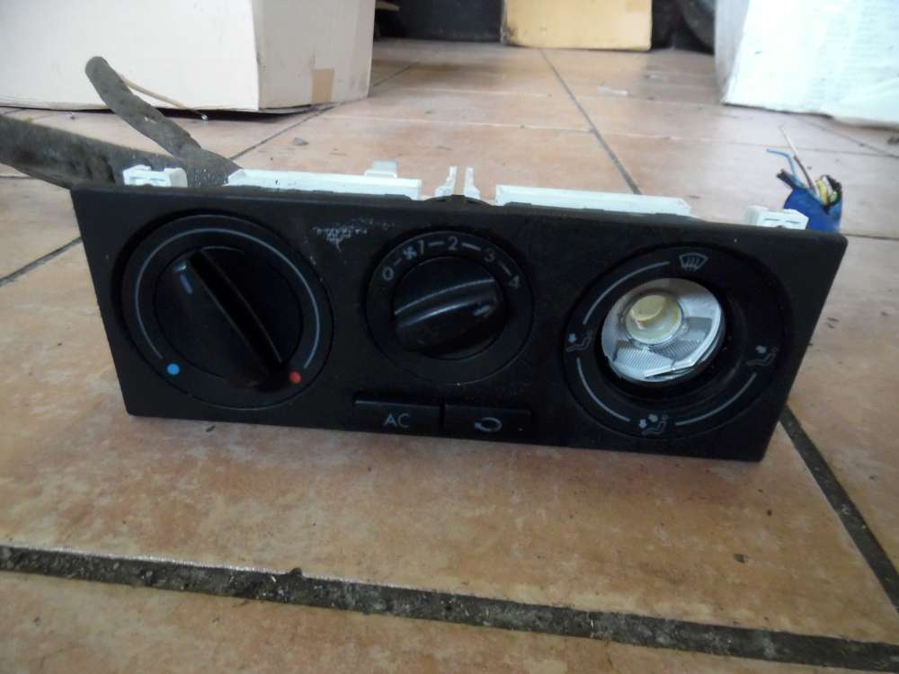 VW Passat 3B Klimabedienteil Heizungsbedienteil 1J0820045