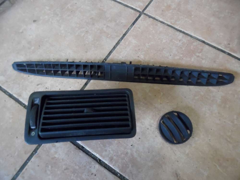 VW Golf IV Lftungsdse Dse Rechts mit Lftungsgitter 1J1819704/ 1J1857473
