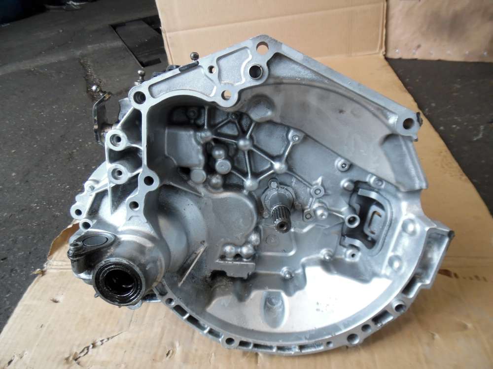 Peugeot 307 1.6i Getriebe Schaltgetriebe Manuell 5-gang 20CN20