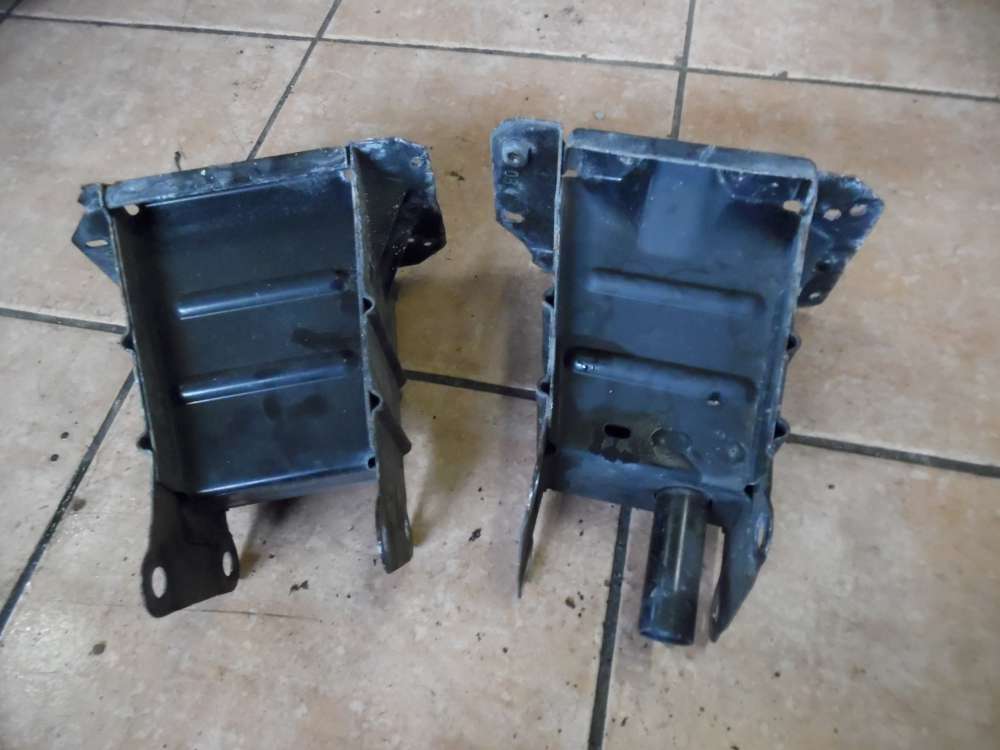Mercedes B-Klasse W245 Halter Quertrger Vorne 197800220/ 197800210