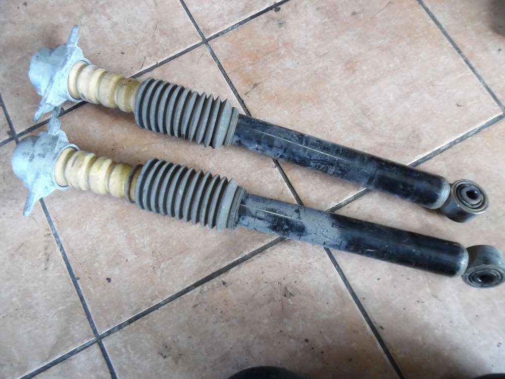 VW Golf V 1K Sto�d�mpfer Federbein Hinten