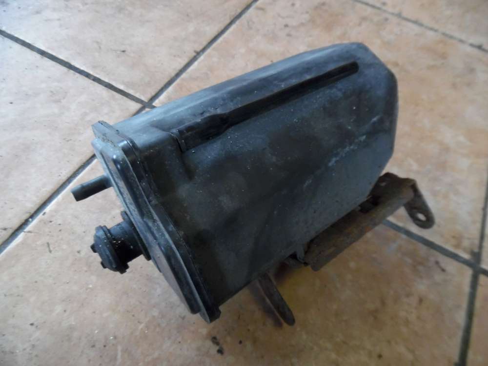 VW Golf V 1K Aktivkohlebehlter 1K0201801