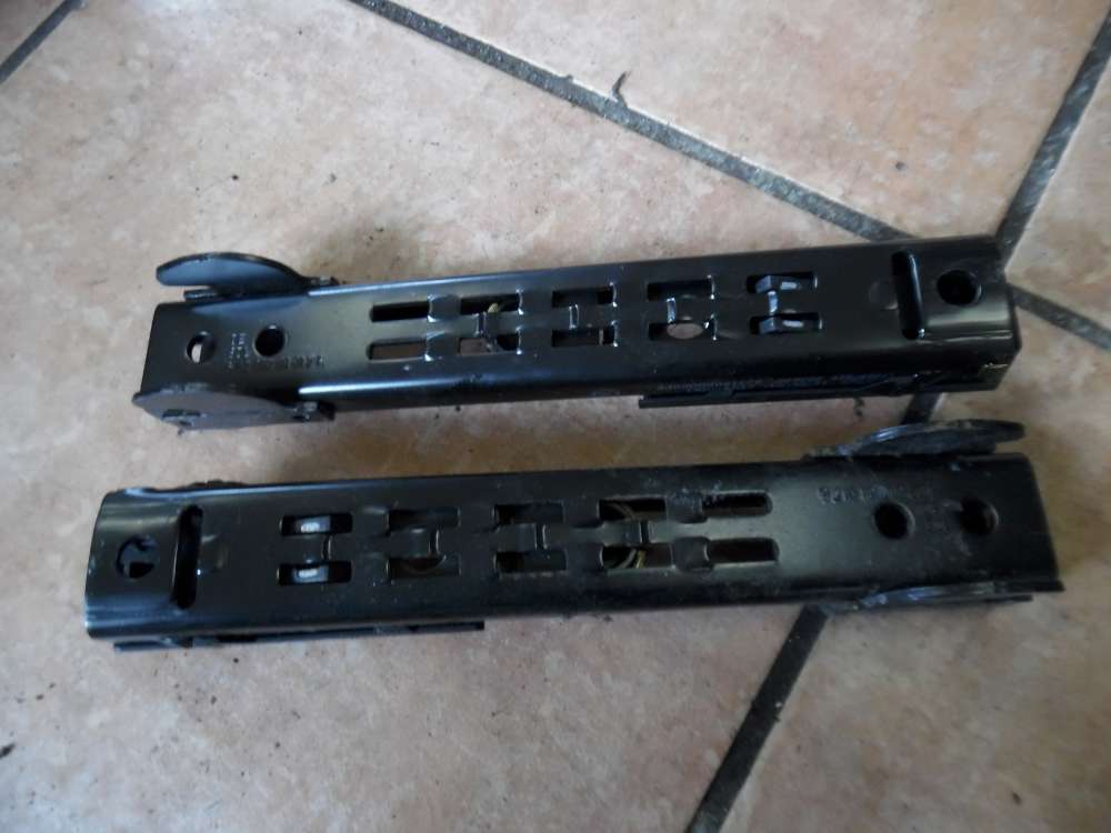 VW Golf V 1K Gurtverstellung Hhenversteller 1T0857819