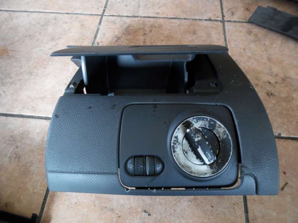 VW Golf V 1K Staufach Armaturenbrett Ablage unten 1K1858367