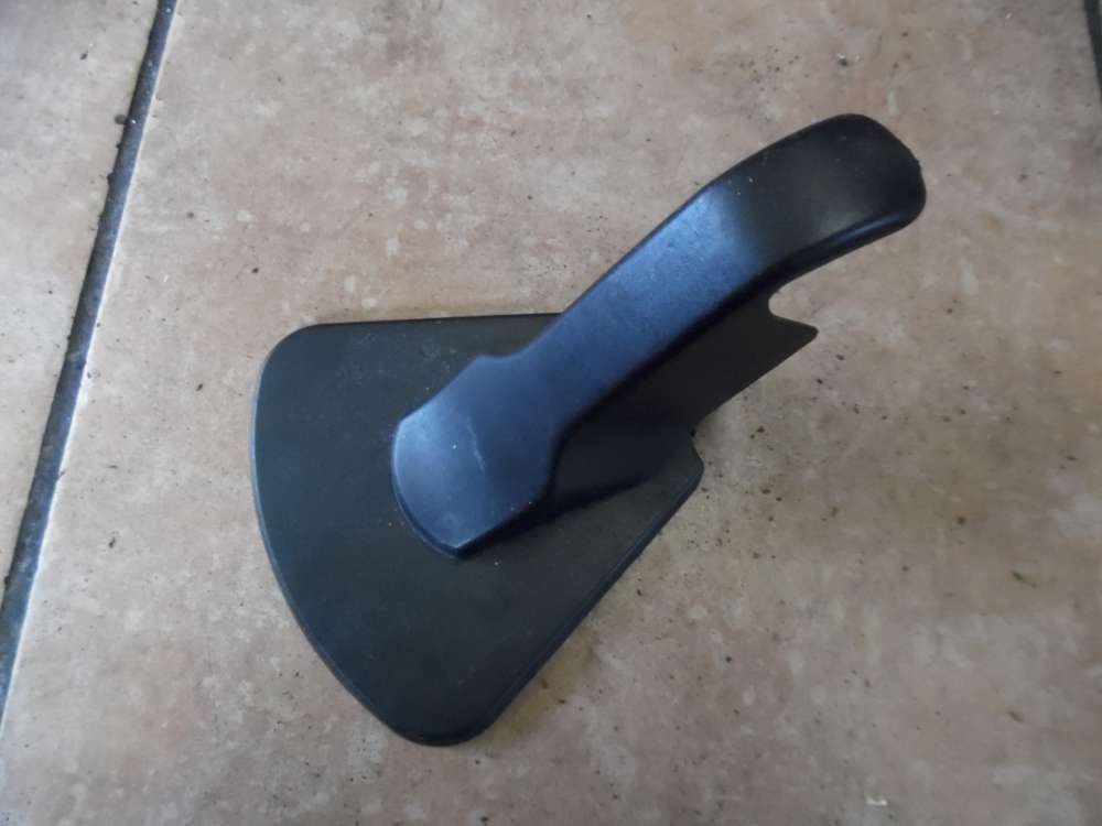 VW Golf V 1K Abdeckung Sitzabdeckung 8P0886197