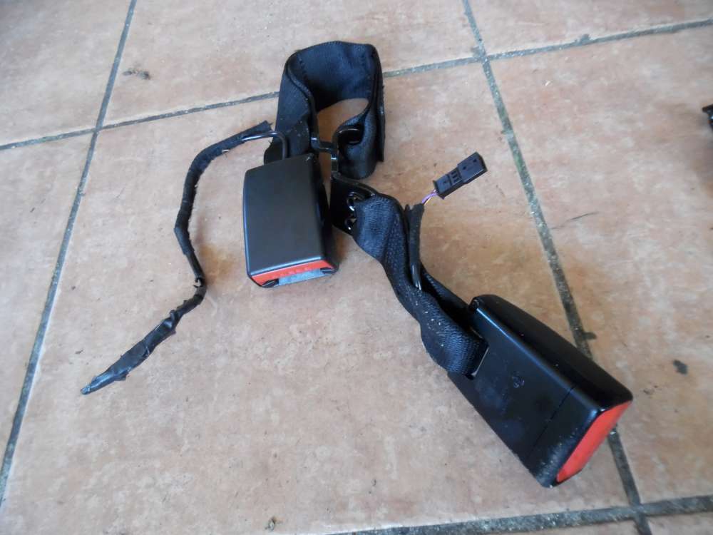 BMW 3-er F30 Gurtschloss Hinten Rechts mitte 7266351