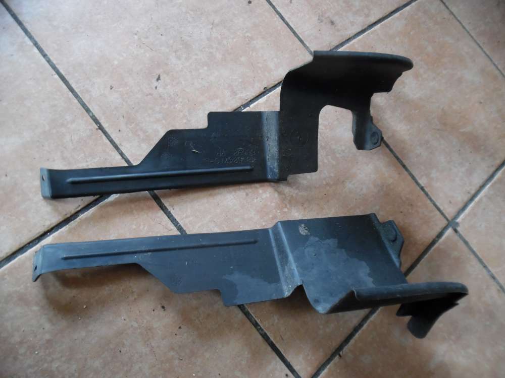 Chrysler 300M Verkleidung Khler Halter