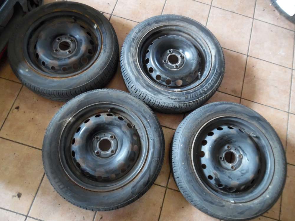 4x Stahlfelge Sommerreifen Firestone Multihawk 2, Renault Clio III 165/65R15 81T 5,5Jx15H2 ET43