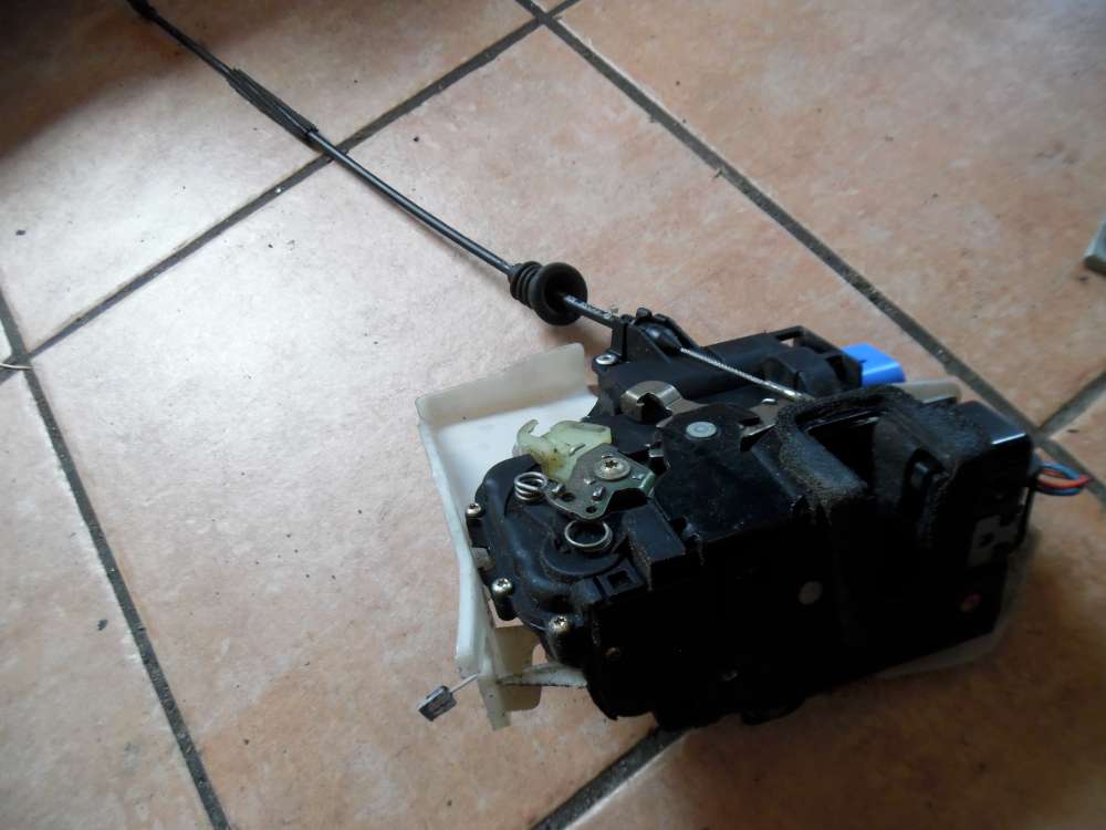 VW Polo 9N 5-T�rer T�rschlo� Vorne Links