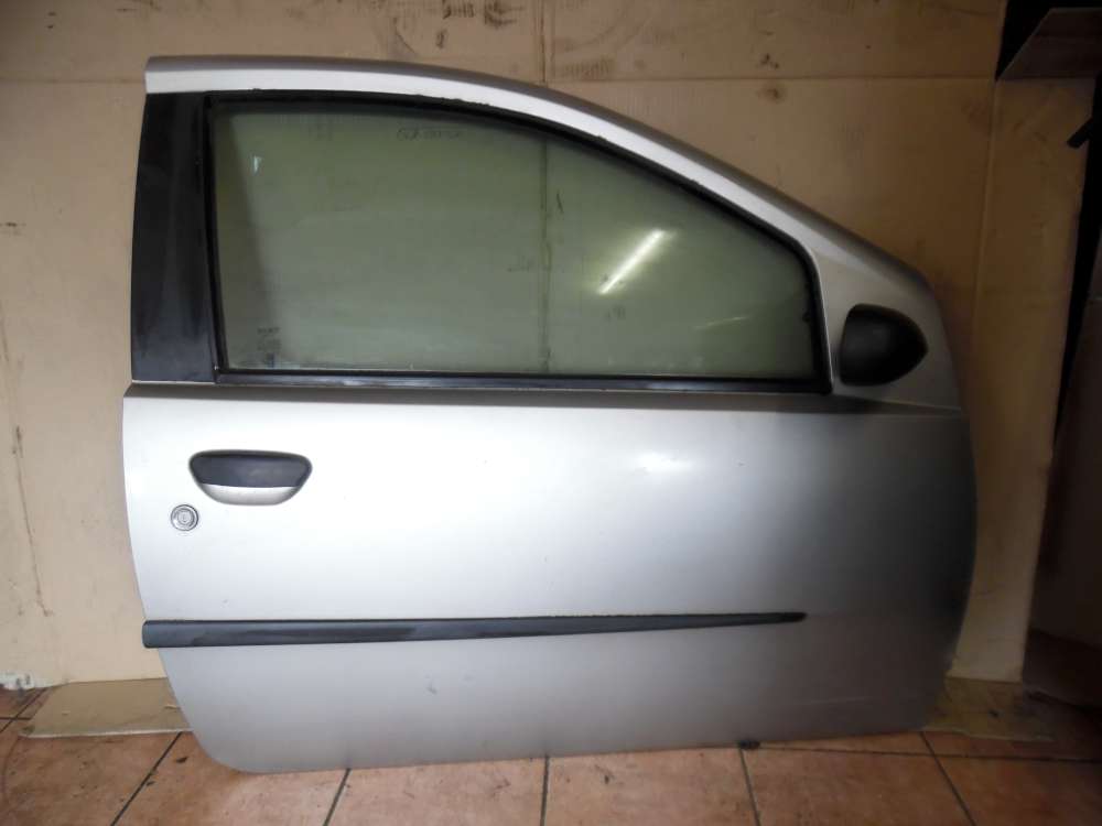  Fiat Punto 188 3-Trer Tr Vorne Rechts grau :647