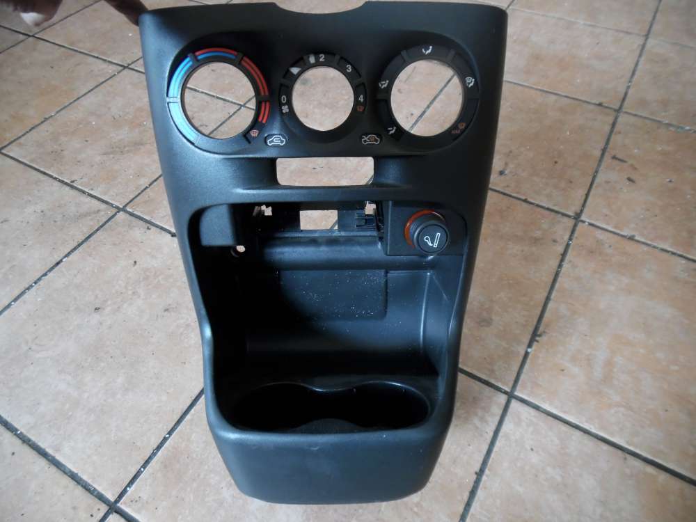 Fiat Punto 188 Verkleidung Mittelkonsole Aschenbecher